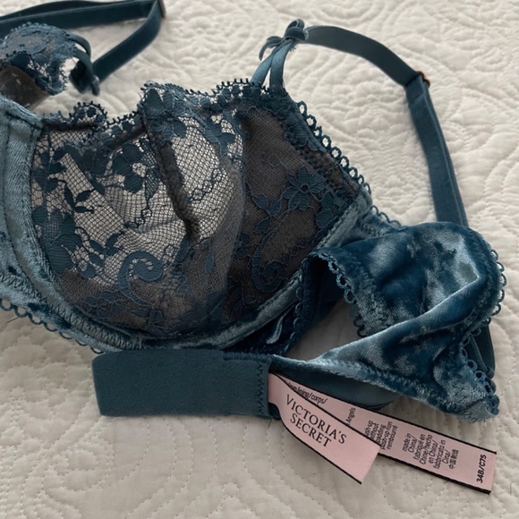 Victoria’s Secret Dream Angels 34B Push-up WO Padding Bra and PINK Cropp… - Picture 5 of 16